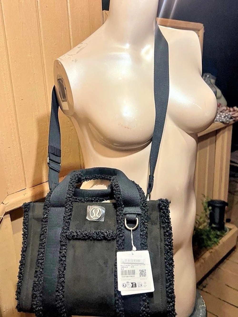 NWT lululemon Boxy Mini Tote Bag 4.5L *Faux Shearling Trims Black